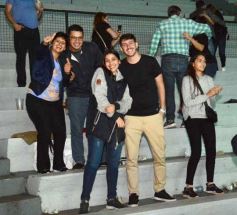 Foto de la galería: Festival del Litoral: se cumplió la cuarta noche con homenaje y despedida al eterno Ramón Ayala