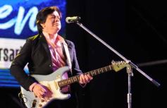 Foto de la galería: Festival del Litoral: se cumplió la cuarta noche con homenaje y despedida al eterno Ramón Ayala