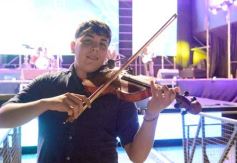 Foto de la galería: Festival del Litoral: se cumplió la cuarta noche con homenaje y despedida al eterno Ramón Ayala