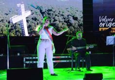Foto de la galería: Festival del Litoral: se cumplió la cuarta noche con homenaje y despedida al eterno Ramón Ayala