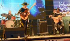 Foto de la galería: Festival del Litoral: se cumplió la cuarta noche con homenaje y despedida al eterno Ramón Ayala