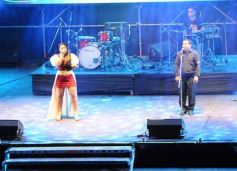 Foto de la galería: Festival del Litoral: se cumplió la cuarta noche con homenaje y despedida al eterno Ramón Ayala