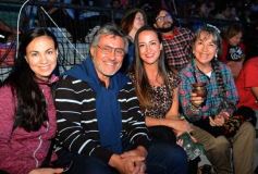 Foto de la galería: Festival del Litoral: se cumplió la cuarta noche con homenaje y despedida al eterno Ramón Ayala