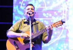 Foto de la galería: Festival del Litoral: se cumplió la cuarta noche con homenaje y despedida al eterno Ramón Ayala