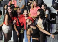 Foto de la galería: Festival del Litoral: se cumplió la cuarta noche con homenaje y despedida al eterno Ramón Ayala