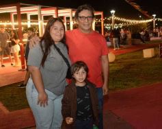 Foto de la galería: Parque de las Fiestas: se encendió el arbolito y la Navidad ya se prepara con alegría familiar en la ciudad