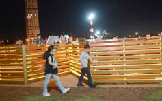 Foto de la galería: Parque de las Fiestas: se encendió el arbolito y la Navidad ya se prepara con alegría familiar en la ciudad