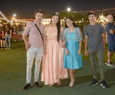 Foto de la galería: Parque de las Fiestas: se encendió el arbolito y la Navidad ya se prepara con alegría familiar en la ciudad