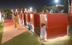 Foto de la galería: Parque de las Fiestas: se encendió el arbolito y la Navidad ya se prepara con alegría familiar en la ciudad