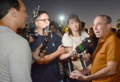 Foto de la galería: Parque de las Fiestas: se encendió el arbolito y la Navidad ya se prepara con alegría familiar en la ciudad