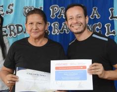 Foto de la galería: Hacia la inclusión: nuevos intérpretes de lengua de señas culminaron su formación en Garupá