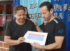 Foto de la galería: Hacia la inclusión: nuevos intérpretes de lengua de señas culminaron su formación en Garupá