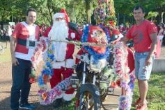Foto de la galería: Papanoelada Solidaria: la Navidad no esperó al 25 y se adelantó en moto en Posadas