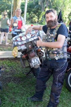 Foto de la galería: Papanoelada Solidaria: la Navidad no esperó al 25 y se adelantó en moto en Posadas