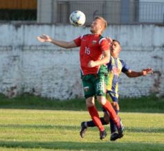 Foto de la galería: Regional Amateur: después del festejo en ida y vuelta, Mitre va por los cuartos de final