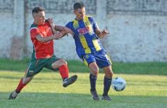 Foto de la galería: Regional Amateur: después del festejo en ida y vuelta, Mitre va por los cuartos de final