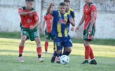 Foto de la galería: Regional Amateur: después del festejo en ida y vuelta, Mitre va por los cuartos de final