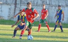 Foto de la galería: Regional Amateur: después del festejo en ida y vuelta, Mitre va por los cuartos de final