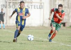 Foto de la galería: Regional Amateur: después del festejo en ida y vuelta, Mitre va por los cuartos de final
