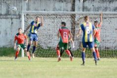 Foto de la galería: Regional Amateur: después del festejo en ida y vuelta, Mitre va por los cuartos de final