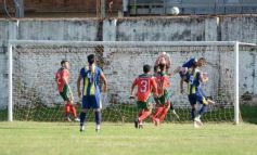 Foto de la galería: Regional Amateur: después del festejo en ida y vuelta, Mitre va por los cuartos de final