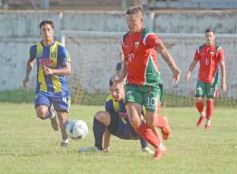 Foto de la galería: Regional Amateur: después del festejo en ida y vuelta, Mitre va por los cuartos de final