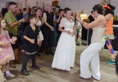 Foto de la galería: Con una fiesta memorable: Gabriela y Miquela dieron el si en Oberá