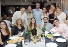 Foto de la galería: Con una fiesta memorable: Gabriela y Miquela dieron el si en Oberá