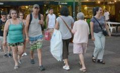Foto de la galería: Fiestas en la ciudad: lo que se vio del movimiento y todo el color de las compras en la previa de la Navidad