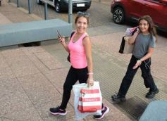 Foto de la galería: Fiestas en la ciudad: lo que se vio del movimiento y todo el color de las compras en la previa de la Navidad