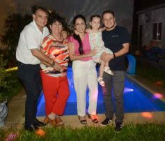 Foto de la galería: Las últimas del 2023: el año se despide con gente amiga y la buena onda que no se corta en la ciudad