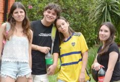 Foto de la galería: Las últimas del 2023: el año se despide con gente amiga y la buena onda que no se corta en la ciudad