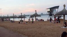 Foto de la galería: Tarde de disfrute en Costa Sur: el modo verano en la ciudad suma playa, recreación y descanso a orillas del Paraná