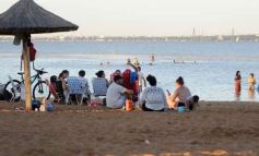 Foto de la galería: Tarde de disfrute en Costa Sur: el modo verano en la ciudad suma playa, recreación y descanso a orillas del Paraná