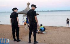 Foto de la galería: Tarde de disfrute en Costa Sur: el modo verano en la ciudad suma playa, recreación y descanso a orillas del Paraná