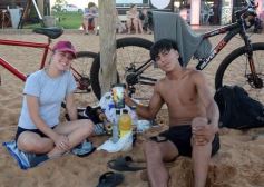 Foto de la galería: Tarde de disfrute en Costa Sur: el modo verano en la ciudad suma playa, recreación y descanso a orillas del Paraná