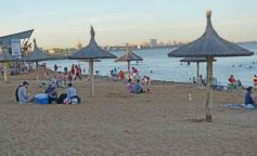 Foto de la galería: Tarde de disfrute en Costa Sur: el modo verano en la ciudad suma playa, recreación y descanso a orillas del Paraná