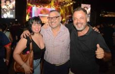 Foto de la galería: Festival de Verano: con una multitud presente, el Chaqueño Palavecino trajo show y folclore a la ciudad 