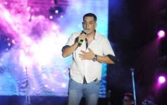 Foto de la galería: Festival de Verano: con una multitud presente, el Chaqueño Palavecino trajo show y folclore a la ciudad 