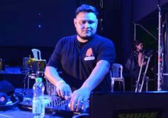 Foto de la galería: Festival de Verano: con una multitud presente, el Chaqueño Palavecino trajo show y folclore a la ciudad 