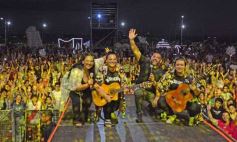 Foto de la galería: Festival de Verano: con una multitud presente, el Chaqueño Palavecino trajo show y folclore a la ciudad 