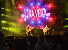 Foto de la galería: Festival de Verano: con una multitud presente, el Chaqueño Palavecino trajo show y folclore a la ciudad 