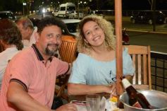 Foto de la galería: Noche de sábado: salida familiar, cena y música en vivo en otra vuelta por la costa posadeña