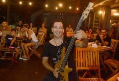 Foto de la galería: Noche de sábado: salida familiar, cena y música en vivo en otra vuelta por la costa posadeña