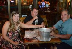 Foto de la galería: Noche de sábado: salida familiar, cena y música en vivo en otra vuelta por la costa posadeña