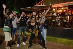 Foto de la galería: Noche de sábado: salida familiar, cena y música en vivo en otra vuelta por la costa posadeña