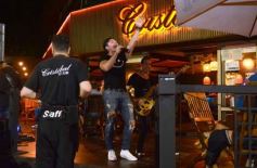 Foto de la galería: Noche de sábado: salida familiar, cena y música en vivo en otra vuelta por la costa posadeña