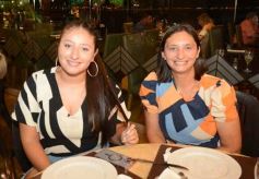 Foto de la galería: Noche de sábado: salida familiar, cena y música en vivo en otra vuelta por la costa posadeña