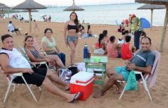Foto de la galería: Sunset Costa Sur: playa, río y atardecer posadeño, más del disfrute que viene siendo la temporada en la ciudad