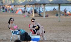 Foto de la galería: Sunset Costa Sur: playa, río y atardecer posadeño, más del disfrute que viene siendo la temporada en la ciudad